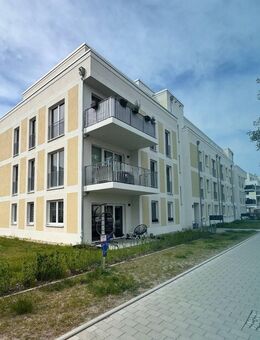 Moderne 2-Zimmer-Wohnung inkl. traumhaftem Balkon und EBK in Strausberg - Strausberg