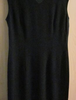 Gr. 40: Kleid/kleines Schwarzes, schwarz "Betty Barclay", neuwertig - München