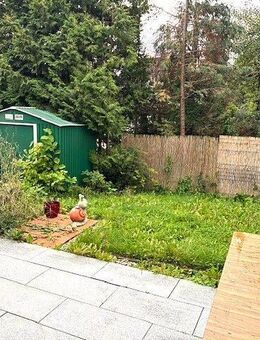 DHH in ruhiger Lage, auf sonnigem Grundstück in Krumbach - Krumbach (Schwaben)
