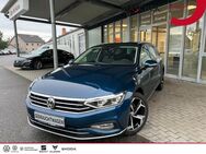 VW Passat Variant, 2.0 TDI Elegance M, Jahr 2020 - Weiden (Oberpfalz)