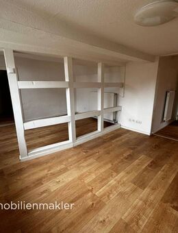 "Altbau mit Charme - 3-Zimmer-Wohnungen im EG & DG in Alfeld ab sofort zu vermieten" - Alfeld (Leine)