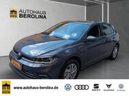 VW Polo, 1.0 TSI Style IQ DRIVE Digi C, Jahr 2024 - Berlin