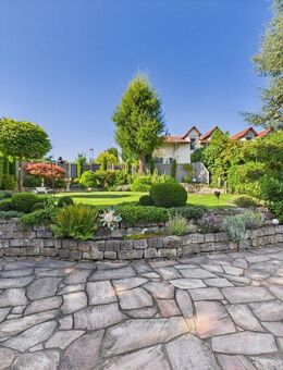 Außergewöhnliches Einfamilienhaus mit Gartenidylle & Doppelgarage - in ruhiger Lage - Mainz