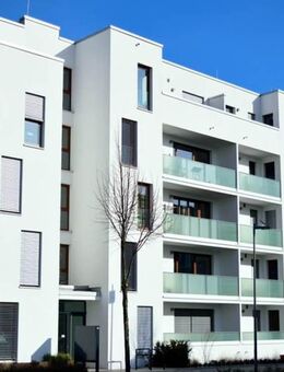 Mehrfamilienhaus mit 3 Wohnungen in 33615 Bielefeld - Bielefeld