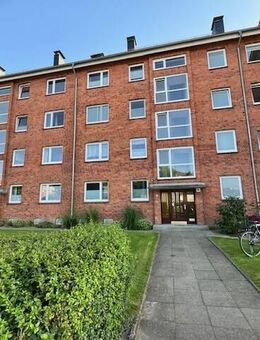 2-Zimmer-Eigentumswohnung mit Balkon und Garage in Lübeck-St. Lorenz-Nord (Musikerviertel) - Lübeck