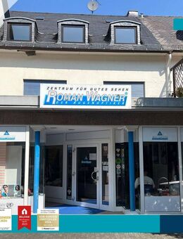 Hermeskeil: Wohn- und Geschäftshaus mit vermieteter Ladeneinheit und schöner Maisonettewohnung - Hermeskeil