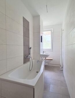 ** Erstbezug ** ruhiges Wohnen mit Weitblick - Chemnitz