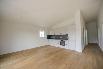 Platz für die ganze Familie: Große, bezugsfertige Neubau-Wohnung direkt und provisionsfrei vom Bauträger in der Berliner Umgebung