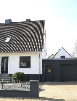 Einziehen und Wohlfühlen: Ein komplett modernisiertes Effizienzhaus 85, bereit für Sie! - Porta Westfalica
