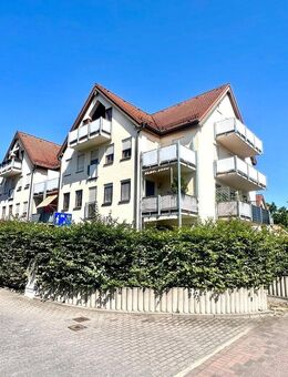 vermietete Kapitalanlage: attraktive 4-Zimmer-Eigentumswohnung mit Terrasse und Gartenanteil - Leegebruch