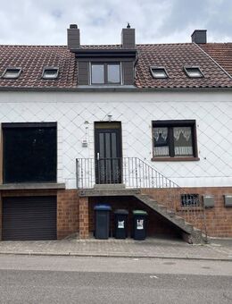 schönes 1-2 Familienhaus mit Gewerbeeinheit im Ortsteil Rohrbach - Sankt Ingbert