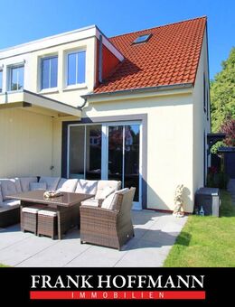 Moderne Doppelhaushälfte mit ausgebautem Dachstudio & Doppelcarport in Elmshorn - Elmshorn