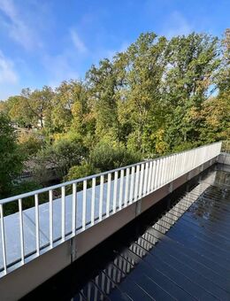 DG Wohnung (Penthouse) mit eigenem Lift in die Wohnung, 110 m² nahe Tesla und BER Flughafen - Grünheide (Mark)
