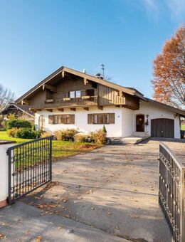 Gmund am Tegernsee: Stilvoller Landsitz m. ca. 3.400 m2 Parkgrundstück in Ortsrandlage m. Bergblick! - Gmund (Tegernsee)