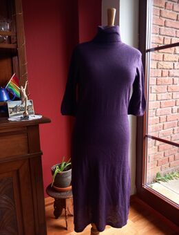 Schickes Strickkleid von Jette, brombeer-lila, Größe 38 - Sandstedt