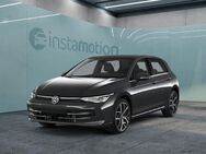 VW Golf, 1.5 TSI VIII LIFE 18, Jahr 2021 - München