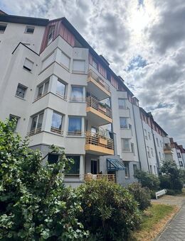 Ruhige Kapitalanlage mit Potenzial: 3 Zimmer, Terrasse, Tiefgarage - seit 2001 vermietet! - Leipzig