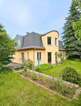 Wohlfühloase mitten in der Stadt - Architektenhaus mit Blick aufs Schloss Schwarzenberg - Schwarzenberg (Erzgebirge)