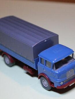 Wiking HO Model Krupp LF 806 Pritschen-Lkw - Hamburg