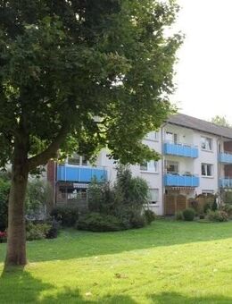 Modernisierte 4-Zimmerwohnung mit Balkon! - Husum (Schleswig-Holstein)