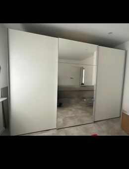 Kleiderschrank - Werdohl