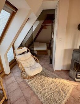 Möblierte 2,5 ZKB-Maisonette-Wohnung in ruhiger Lage von Zweibrücken - Zweibrücken