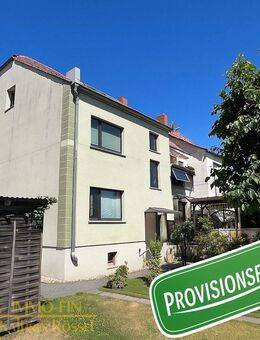 Wohnen mit Weitblick: Dachgeschosswohnung mit eigenem Garten und Büro - Weißwasser (Oberlausitz)