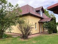 Einfamilienhaus mit großer Werkstatt und Doppelgarage auf 1.130 m² Grundstück in Grambow - Grambow (Landkreis Nordwestmecklenburg)