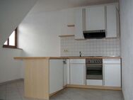 ** Kompakte Maisonette DG 3-Zimmer mit Einbauküche, Aufzug und Laminat auf dem Kaßberg *** - Chemnitz