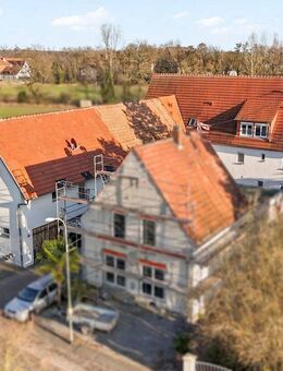 Charmante 3 Zimmer Dachgeschosswohnung mit Stellplatz - Limburgerhof