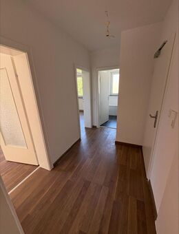 Moderne 2-Zimmer-Wohnung mit Balkon in Leer! - Leer (Ostfriesland)