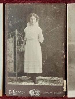 3 sehr schöne Zeitdokumente - alte Portrait Aufnahmen auf Pappkarton - aus Bremen - Niederfischbach