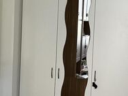 Kleiderschrank von Fa. Höffner - Berlin