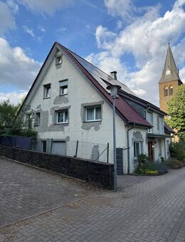 Viel Platz! Wohnhaus für Familien - Mehrgenerationenhaus / Renditeobjekt für Kapitalanleger - Hüllhorst