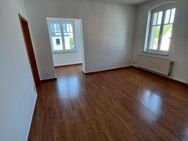 Wunderschöne helle 3 Raum Wohnung Lichtentanne ab sofort zu vermieten - Lichtentanne