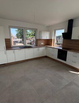 moderne 3-Zimmer Mietwohnung mit Küche und Stellplatz in Rheine-Eschendorf! - Rheine