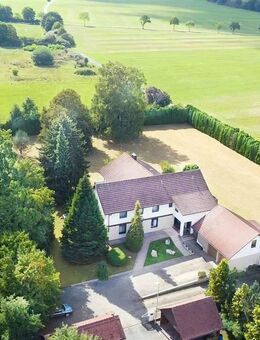 Großzügiges Anwesen in einzigartiger Lage von Adelsdorf - Adelsdorf