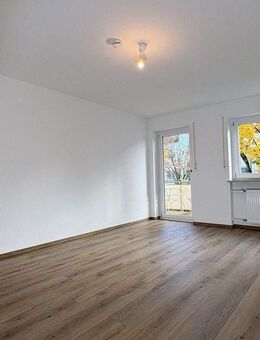 Erstbezug nach Sanierung: geschmackvolle 3-Zi.-Wohnung - EBK NEU! - mit Balkon + TG, in Bahnhofsnähe - Mühldorf (Inn)