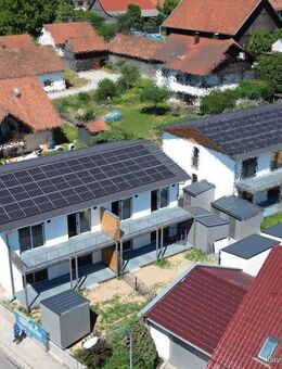 Vierfamilienhaus in Holzmodulbauweise mit PV-Anlage in Altenthann - Altenthann