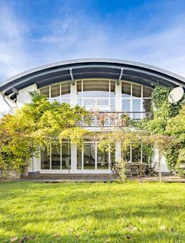 Wohlfühlen mit Leichtigkeit - extravagantes, lichtdurchflutetes Architektenhaus. - Feldafing