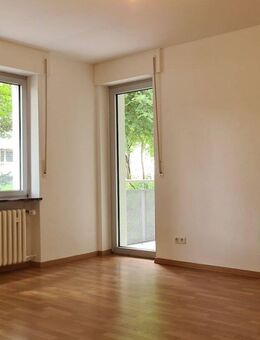 Großzügige 3 Zimmerwohnung im grünen Umfeld - Wiesbaden