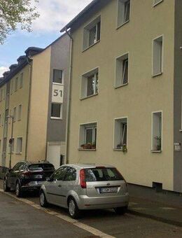 Gemütliche 3-Zimmer-DG-Wohnung, verkehrsgünstig und zentrumsnah gelegen - Essen