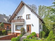 Freistehendes Einfamilienhaus mit großem Garten in einer der beliebtesten Straßen von Laurensberg - Aachen