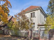 Zweifamilienhaus in Heiligensee mit Potenzial zur Entfaltung - Berlin