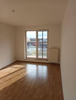 schöne helle 3- Zimmer-Wohnung mit Balkon (463.02703) - Magdeburg