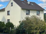 VERMIETETES Zweifamilienhaus mit 2 Garagen und Nebengelass - Bad Hersfeld