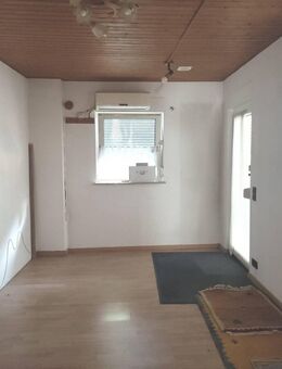 Einfamilienhaus (DHH) in Neuwied-Irlich incl. zusätzlichen Bauplatz zu verkaufen - Neuwied