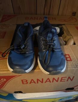 Kinder Schuhe - Essen