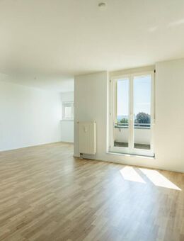 Gepflegte 3,5-Zimmer-Wohnung mit zwei Balkonen & Stellplätzen in ruhiger Lage von Bad Säckingen - Bad Säckingen