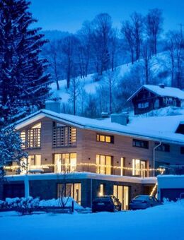 Architektonische Eleganz trifft Natur: Traumhaus mit drei Wohneinheiten, See- und Bergblick - Schliersee